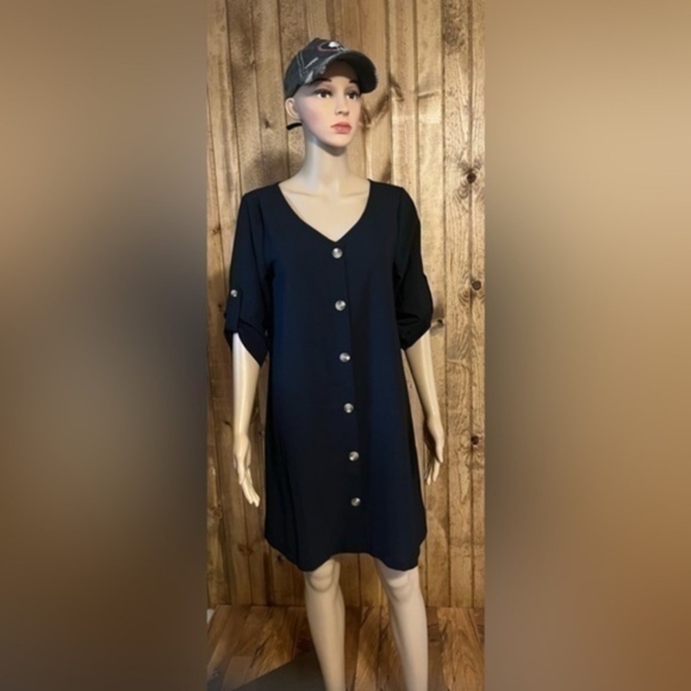 Woman’s long shirt or mini dress Sz small